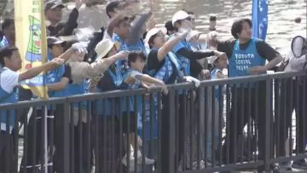 兵庫運河でイベント　水質改善願って海草「アマモ」の種まき　かつては深刻な汚染　神戸市兵庫区