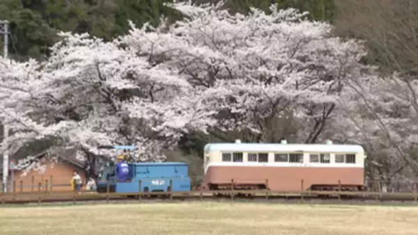 過疎の町に賑わいを…閉山からまもなく40年を迎える過疎化が進む鉱山の町　夢を託した「小さな列車」