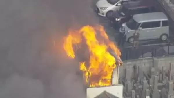 プラスチック製品など製造する工場で火事　付近の集合住宅など計約1000平米が焼損　男性1人ケガ