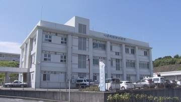 近畿大学教授の男を20代女性への不同意わいせつの疑いで逮捕　男は容疑認める　和歌山県警