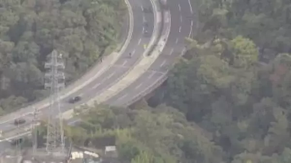 警察官が国道の橋から転落　救助されるも重傷　兵庫・西宮市