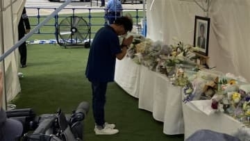 【追悼】安倍元首相銃撃事件から3年…前回参院選の応援演説中 朝から続々献花「いつまでも忘れない」事件発生時刻には黙とう