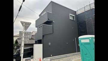 【速報】東大阪市の住宅で31歳の住人女性が首を絞められ死亡　居候していた32歳男を殺人未遂容疑で緊急逮捕