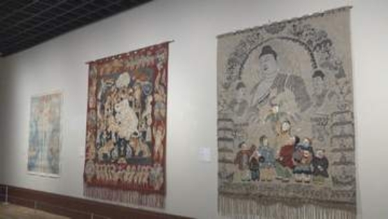 伝統的モチーフの花鳥からロケットまで　染織芸術のパイオニア・山鹿清華の作品展　京都市京セラ美術館