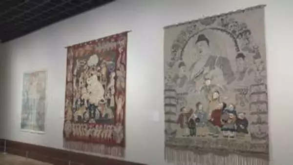 伝統的モチーフの花鳥からロケットまで　染織芸術のパイオニア・山鹿清華の作品展　京都市京セラ美術館