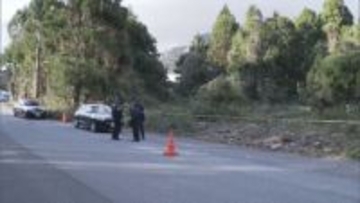 滋賀・米原市の雑木林に布団にくるまれた女性遺体　近くには愛犬の死骸も　滋賀県警が外国籍の男を逮捕