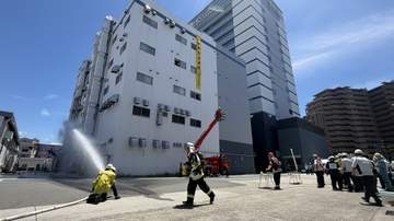 【警戒】ガソリンなどの「危険物安全週間」　大阪市消防局が事業者と合同消火訓練