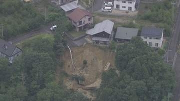 道路が幅約25ｍ、長さ約80ｍにわたり崩落　周辺の住民に警戒レベル4「避難指示」滋賀・甲賀市