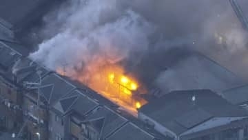 【速報】大阪・門真市の住宅密集地で火災　消火活動続く　けが人や逃げ遅れの情報は今のところなし