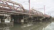 関大漕艇部の9人乗りボート転覆　2人軽傷　競技用ボートが橋脚に衝突し真っ二つに　大阪市淀川区