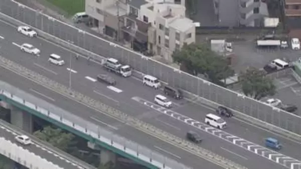 【速報】お盆休み最終日　乗用車9台絡む事故で3人軽傷　大阪・近畿自動車道
