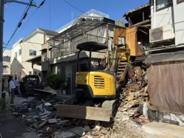 【速報】“倒壊家屋”の撤去作業が始まる　大阪市生野区