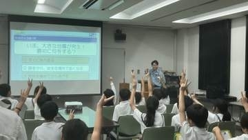 「自分の命は自分で守る」小学生が災害への備え学ぶ　区役所が連携し大阪府警が防災教室