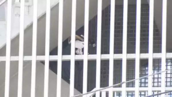 【速報】「殺害されている可能性」難波のホテルに若い女性の遺体　首の皮膚が変色　事件の可能性も視野に捜査　大阪府警