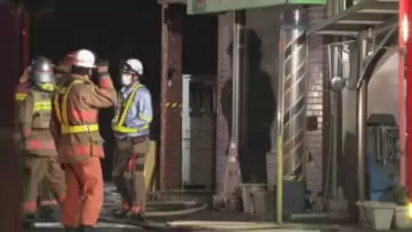 「爆発音が聞こえてる」店舗兼住宅で約80平方メートルを焼く火事　80代の夫婦死亡　大阪狭山市