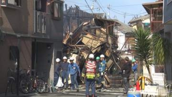 【速報】長屋7軒がほぼ全焼する火事　70代の住人と連絡取れず　大阪・門真市