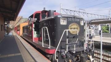 【速報】京都・嵐山“トロッコ列車”が終日運休　1971年製造のディーゼル機関車のエンジンに不具合