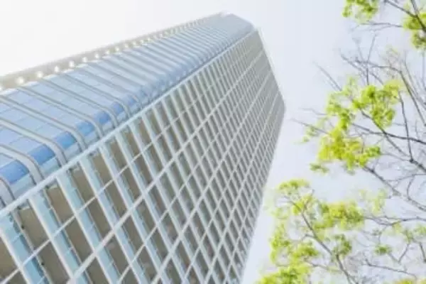 令和8年度税制改正で「不動産節税」にメス。取得後5年以内の貸付用不動産、時価評価へ。これからできる対策は？