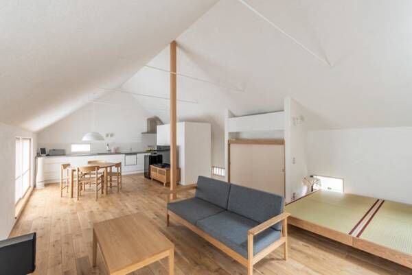モデルルームも兼ねた30坪の家陰影のある、静かな大人の空間で暮らす