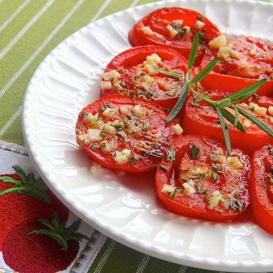 夏の日焼け肌は落ち着いた トマトを使ったダイエットなら美白効果も ウーマンエキサイト 1 3