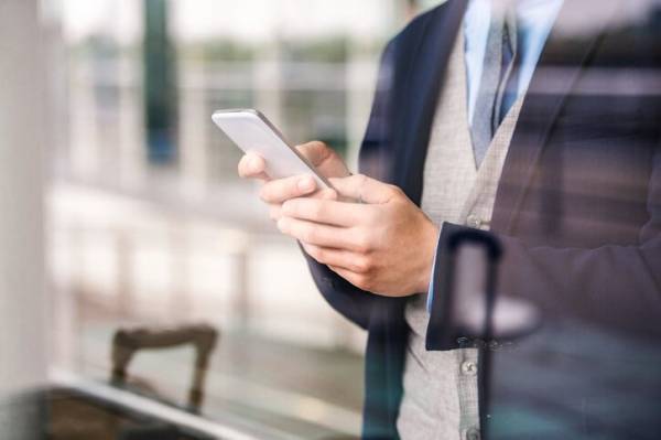 B型男性が本当は「会いたくて仕方ない」ときに送るLINE