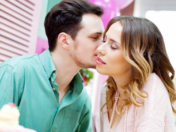 AB型男子が無意識に「好きすぎる女子」にしてしまうコト