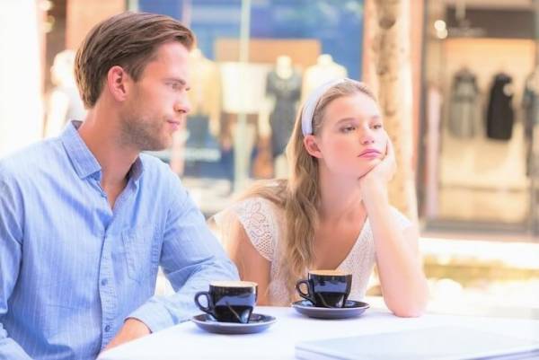 見ないフリしてない？本気じゃない男性が出しているサイン