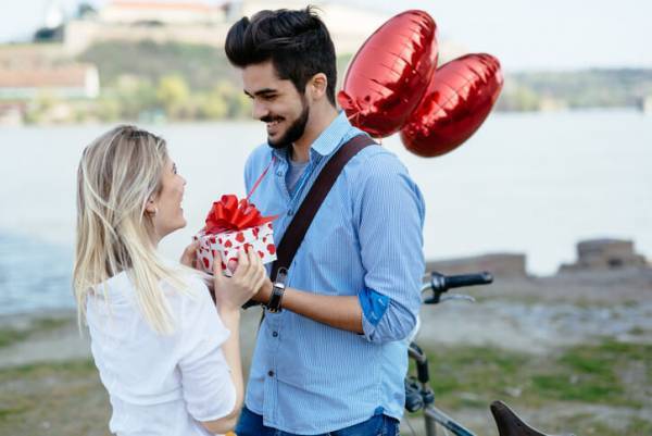 脈アリの証！男性がもっとあなたを知りたいときに使う言動