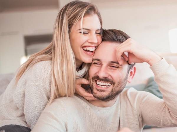 告白されていなくても…こんなサインがあれば、彼と付き合っている？