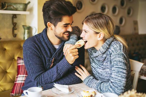 A型男性の恋愛傾向！本気で交際しているときに出すサイン