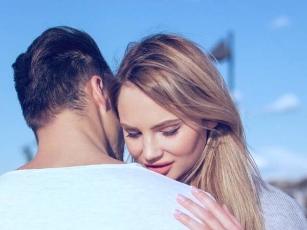 あなたが彼に「会えなくてさみしいとき」…彼の方は何を考えてる？