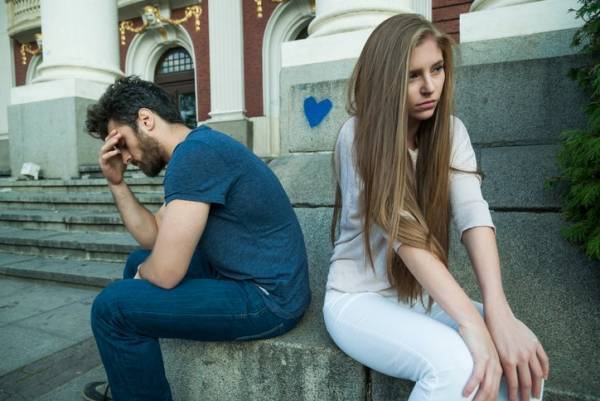 「初デートでそれ聞く…？」親密になる前に聞いてはいけないこと