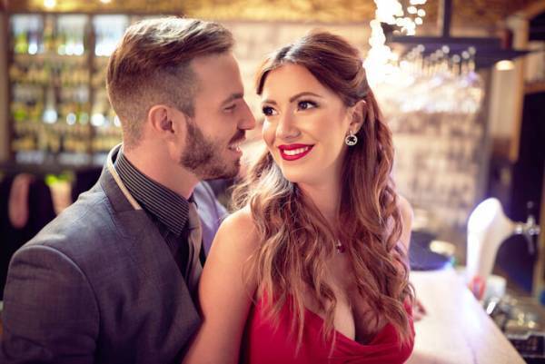 O型男性がゾッコンな女性だけにする無意識の言動って？