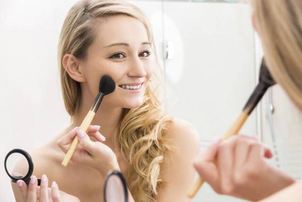 「実際しないほうがいい……笑」男性が思うNGメイク4つ