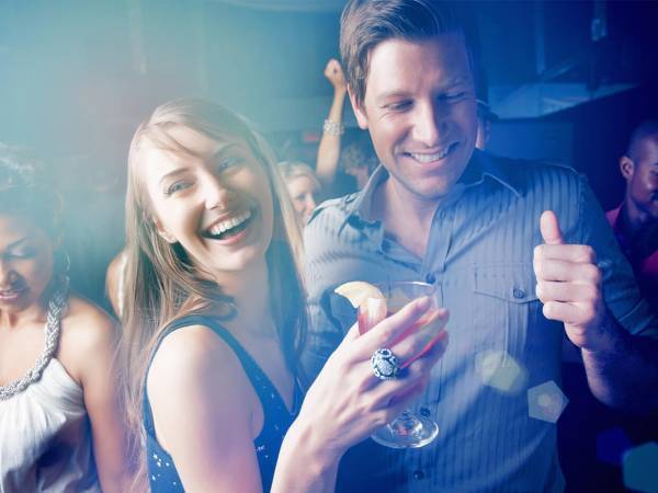 出会いの場で、女慣れしている男性を見分ける方法