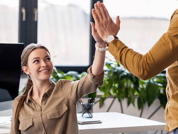 気をつけて！男性が嫌がるボディタッチのしかた