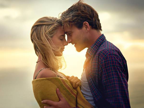 男性が「溺れるほど好きになったとき」に出すサイン