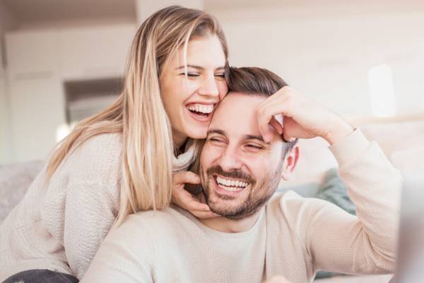 【前編】あなたの星座で占う♡相性がいいのは「何系男性」？