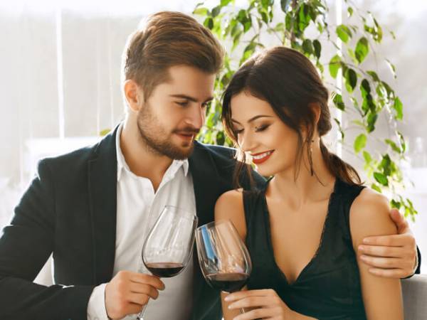 勘違いには気をつけて！男性が好きではない女性にでも使う褒め言葉4つ