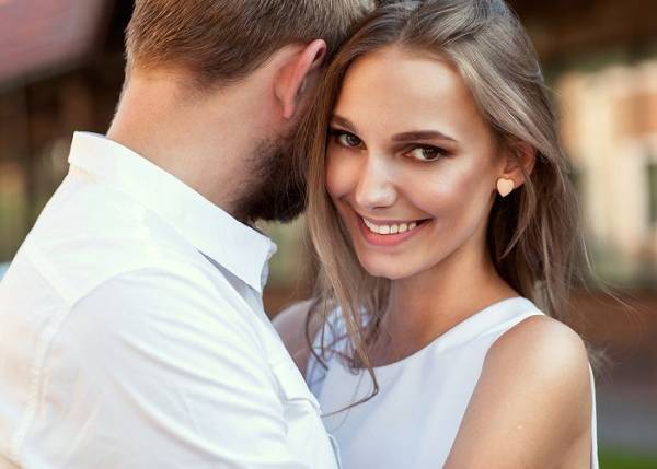 男目線！男性が思う、女性からの脈ありサインとは？