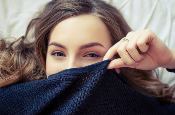 電話しているときに、彼のことをキュンキュンさせる秘訣4つ