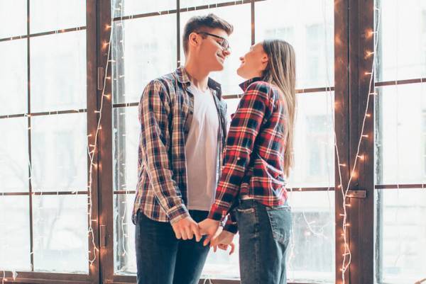 付き合うまでもう一押し！男性が交際を決めた決定打4選