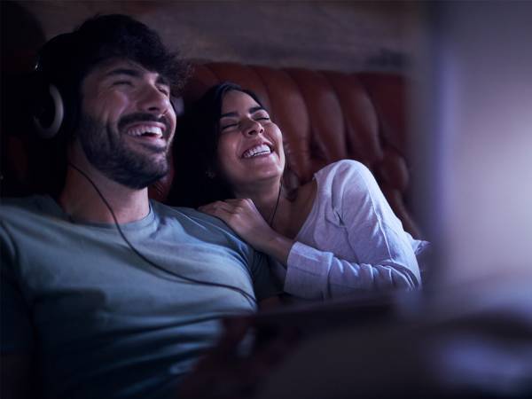 【前編】星座別・相性占い…ありのままで幸せ♡「居心地の良いふたり」5選