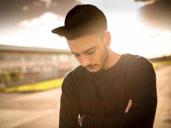 「好きだけど、この子と付き合えない」と考えている男性の本音