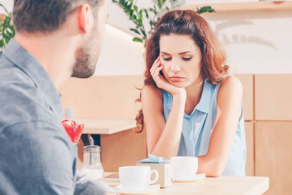 要注意！意外と多い「彼氏ヅラする男性」によくある言動3選