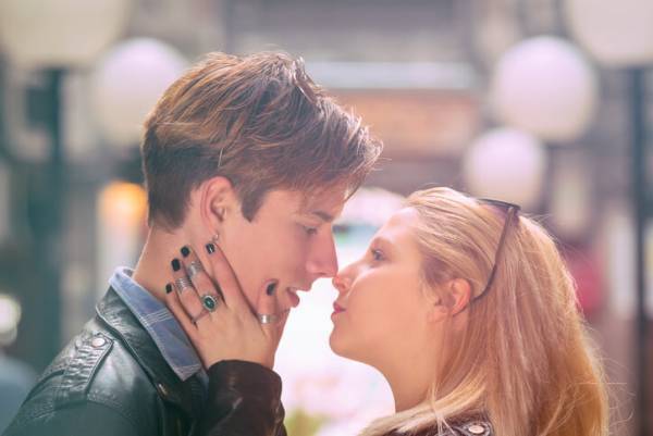 男性の血液型別・彼が「結婚を意識する」のはどんなとき…？