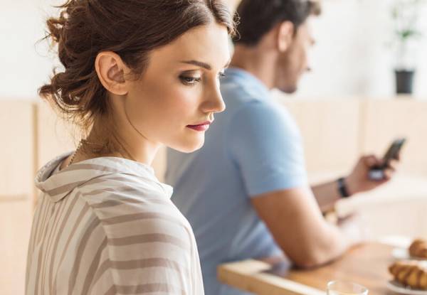 恋愛対象外！「一緒にいてつまらない女性」にならないために