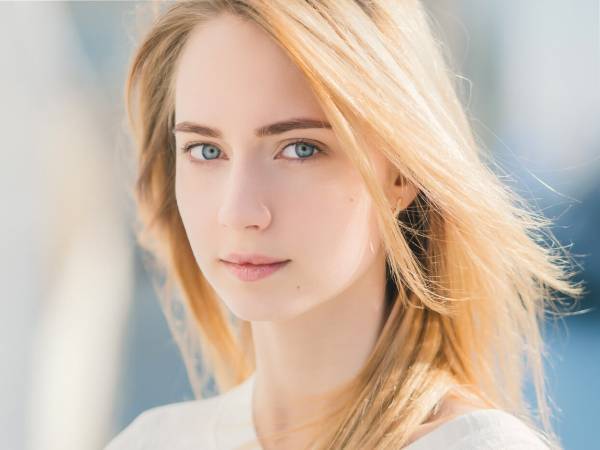 悪い印象というわけでもない？愛想がない女性に対する男性の本音