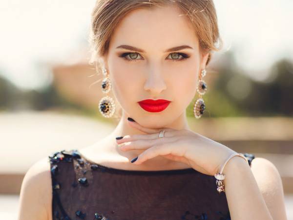 男性のリアルな声！「絶対彼女にしたい」女性の特徴って？