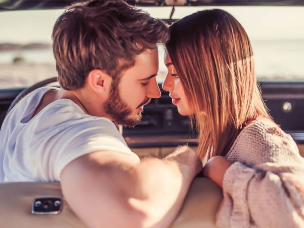 最初のトキメキを再び…彼の気持ちにまた火をつける方法